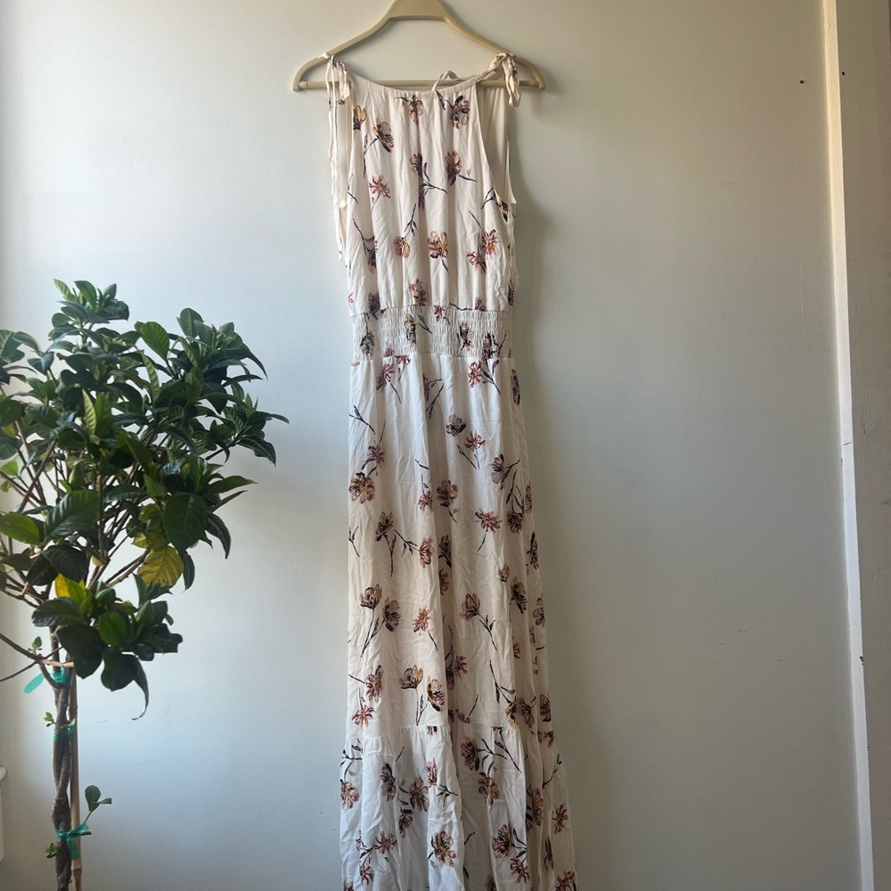 Floral Sleeveless Maxi Dress